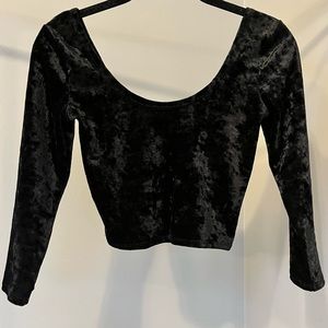 Hollister Shiny Suede Crop Top 3/4 Sleeve S